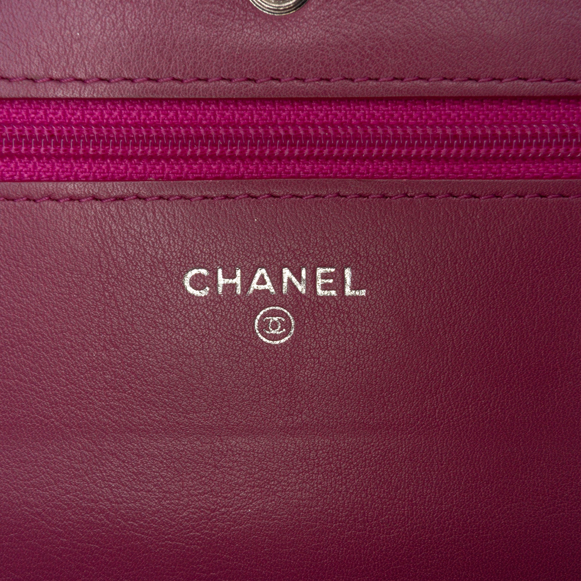 Patent CC Lipstick Wallet On Chain