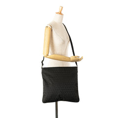 Zucchino Canvas Crossbody