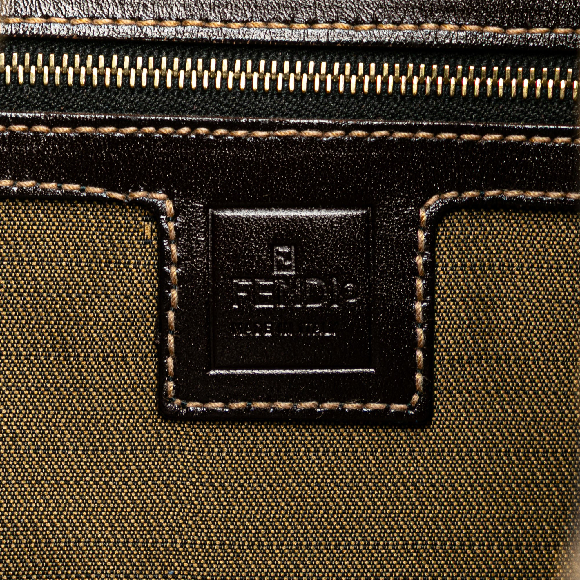 Zucca Canvas Shoulder Bag