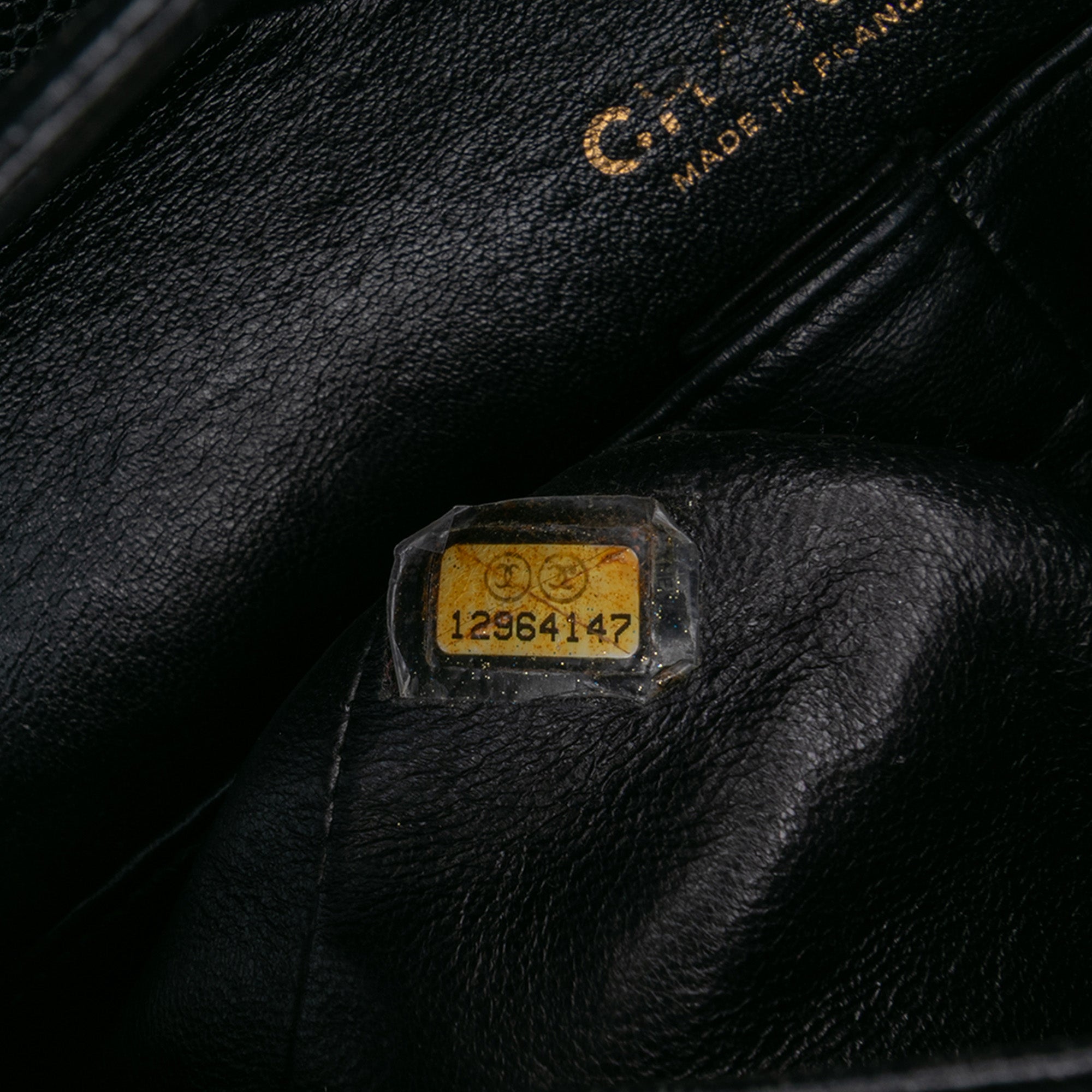 Medium Classic Caviar Double Flap