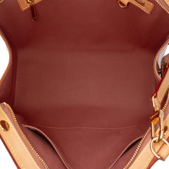 Monogram Vernis Brea MM