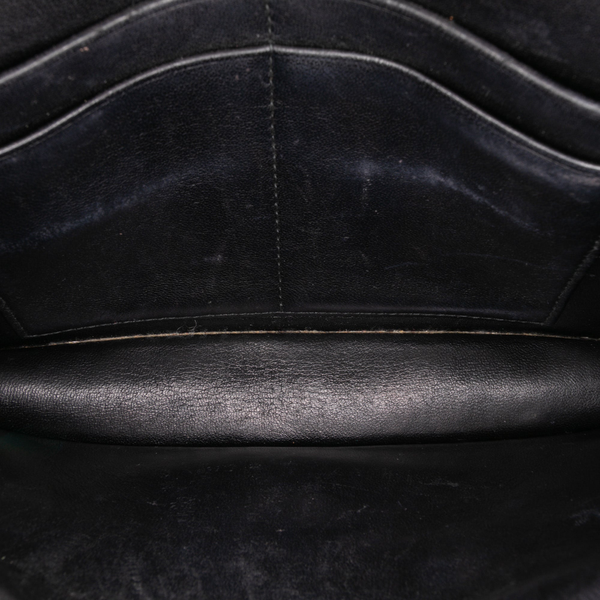 Grained Calfskin Diorama Wallet on Chain