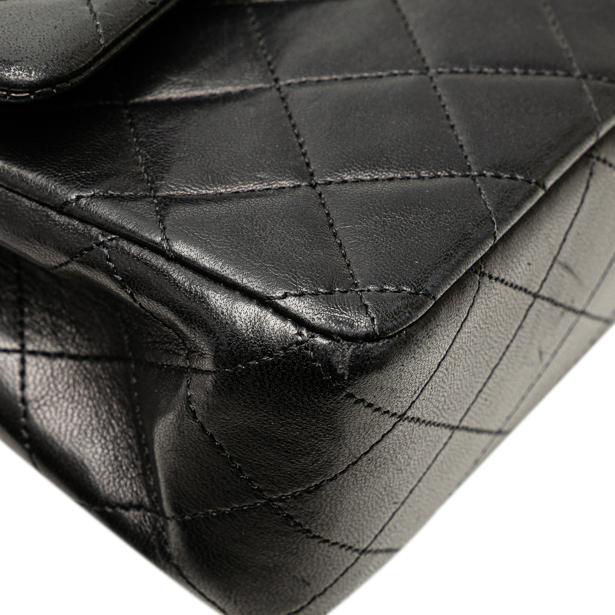 Medium Classic Lambskin Double Flap