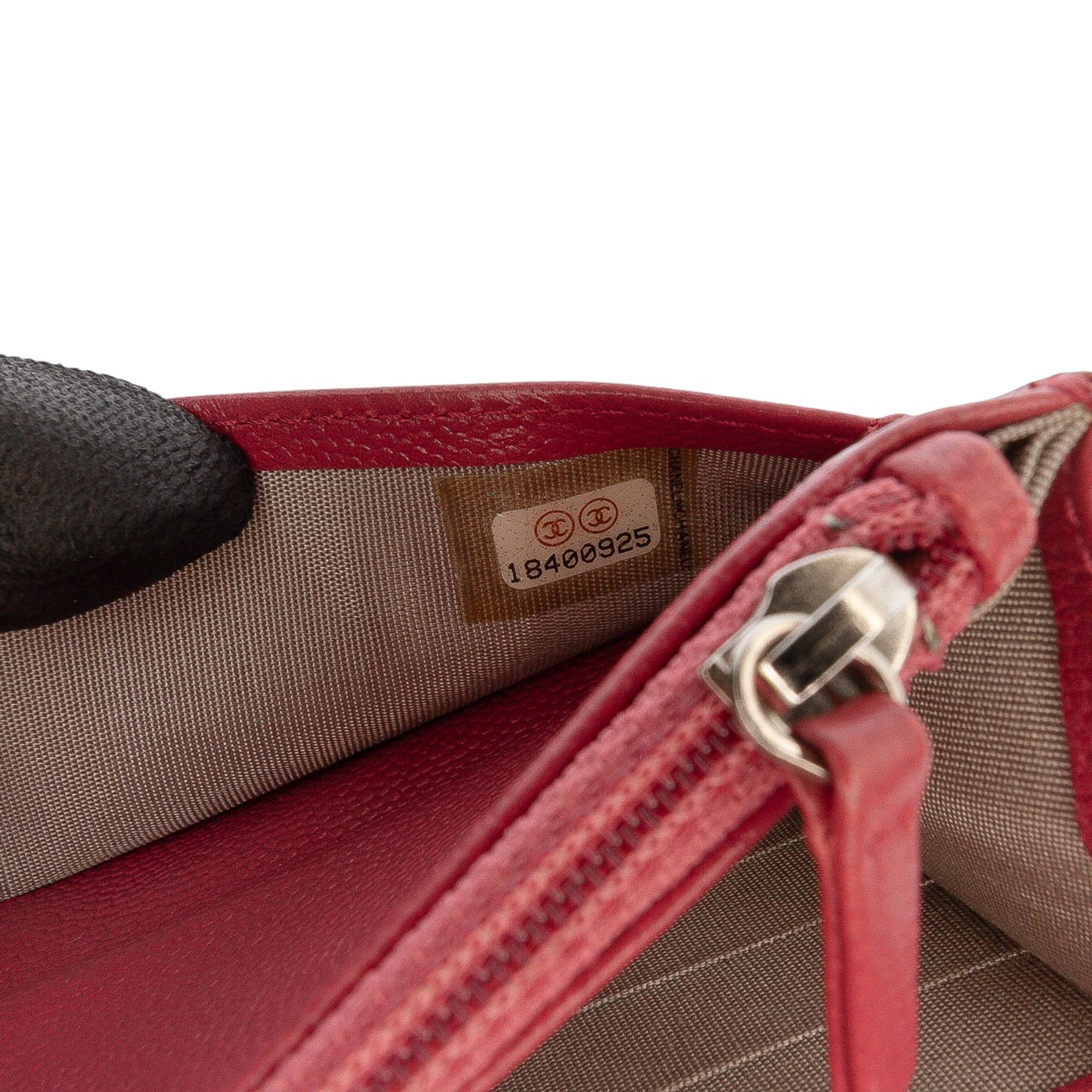 CC Caviar Sevruga Wallet On Chain
