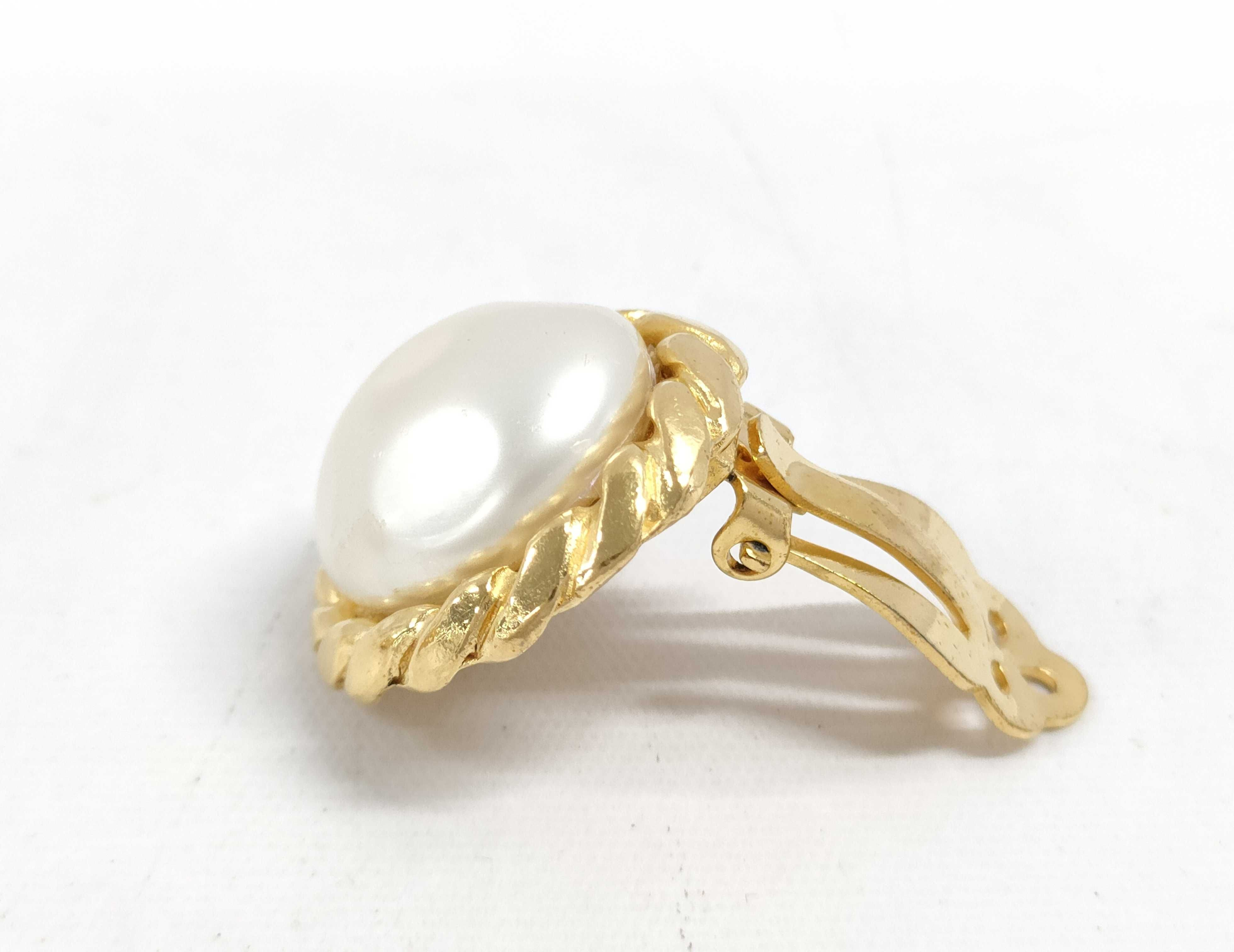 Chanel Vintage Round Clip-On Earrings Metal with Faux Pearl