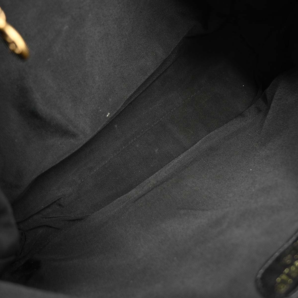 Chanel Vintage CC Resin Chain Tote Leather