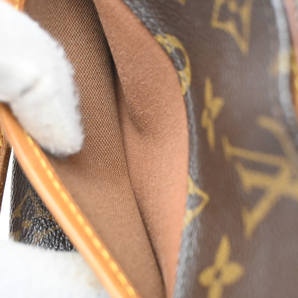 Louis Vuitton Popincourt Shoulder Bag Monogram Canvas