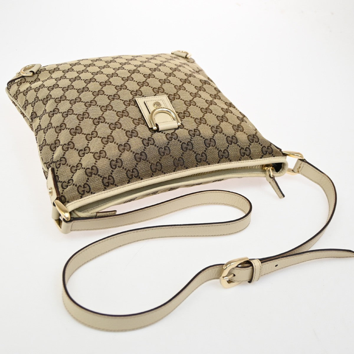 Gucci Abbey D-Ring Messenger Bag GG Canvas