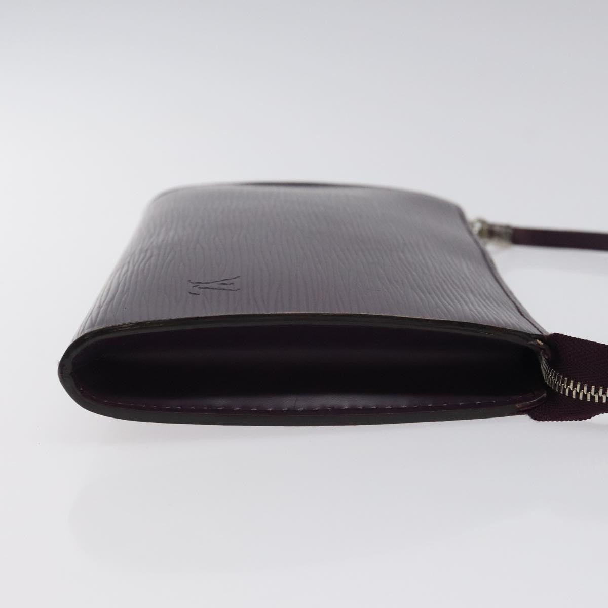Louis Vuitton Pochette Accessoires Epi Leather