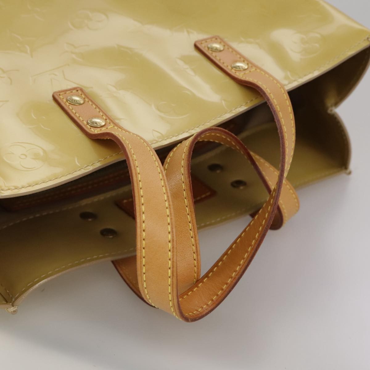 Louis Vuitton Reade Handbag Monogram Vernis