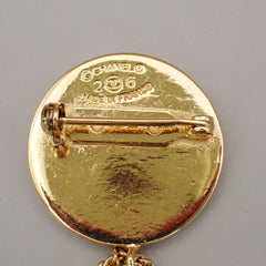 Chanel Vintage Medallion Flap Bag Brooch Metal