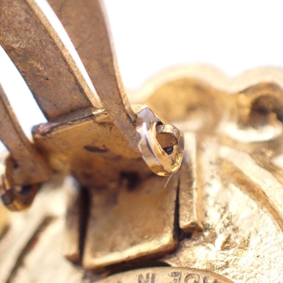 Chanel Vintage CC Round Button Clip-On Earrings Metal