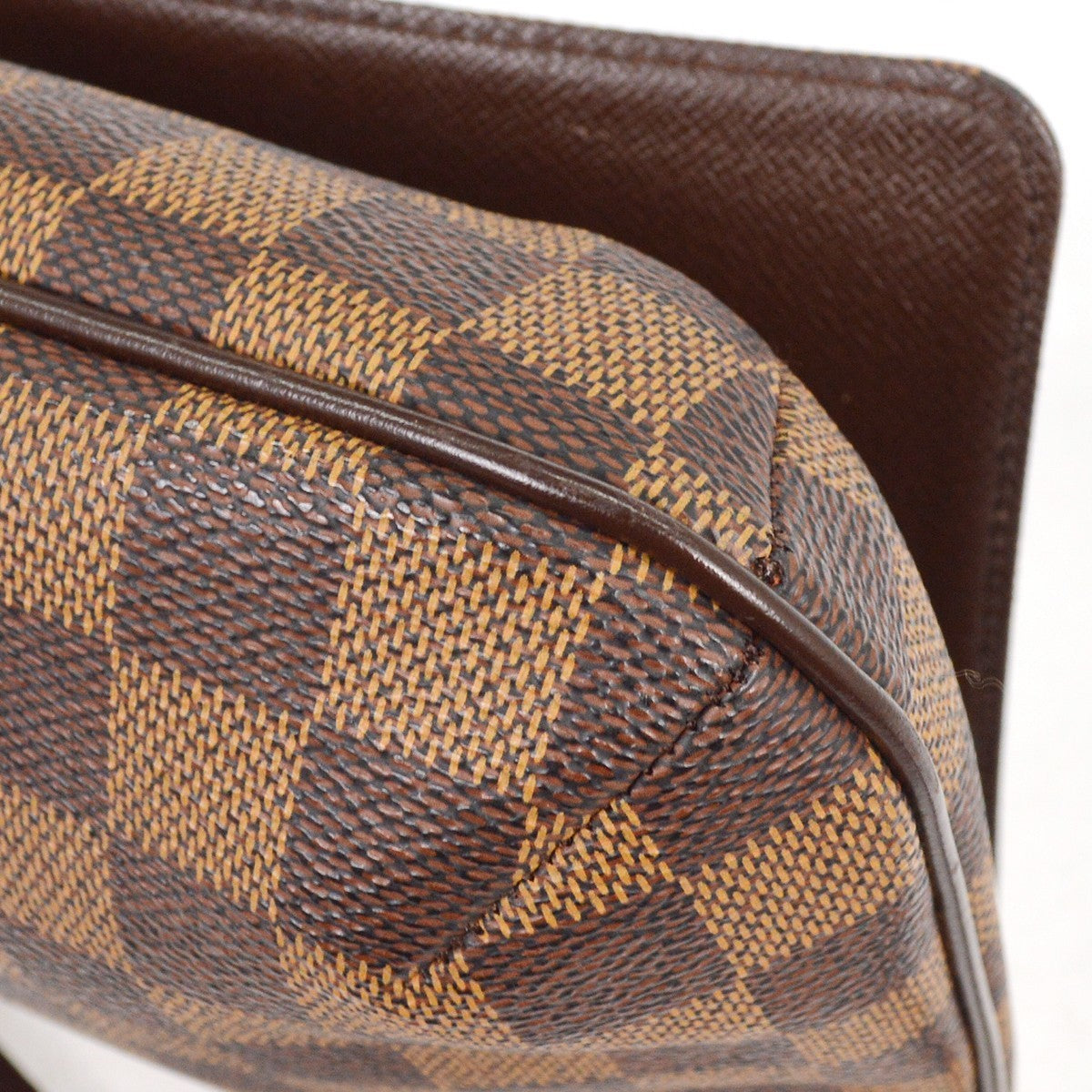 Louis Vuitton Musette Tango Handbag Damier