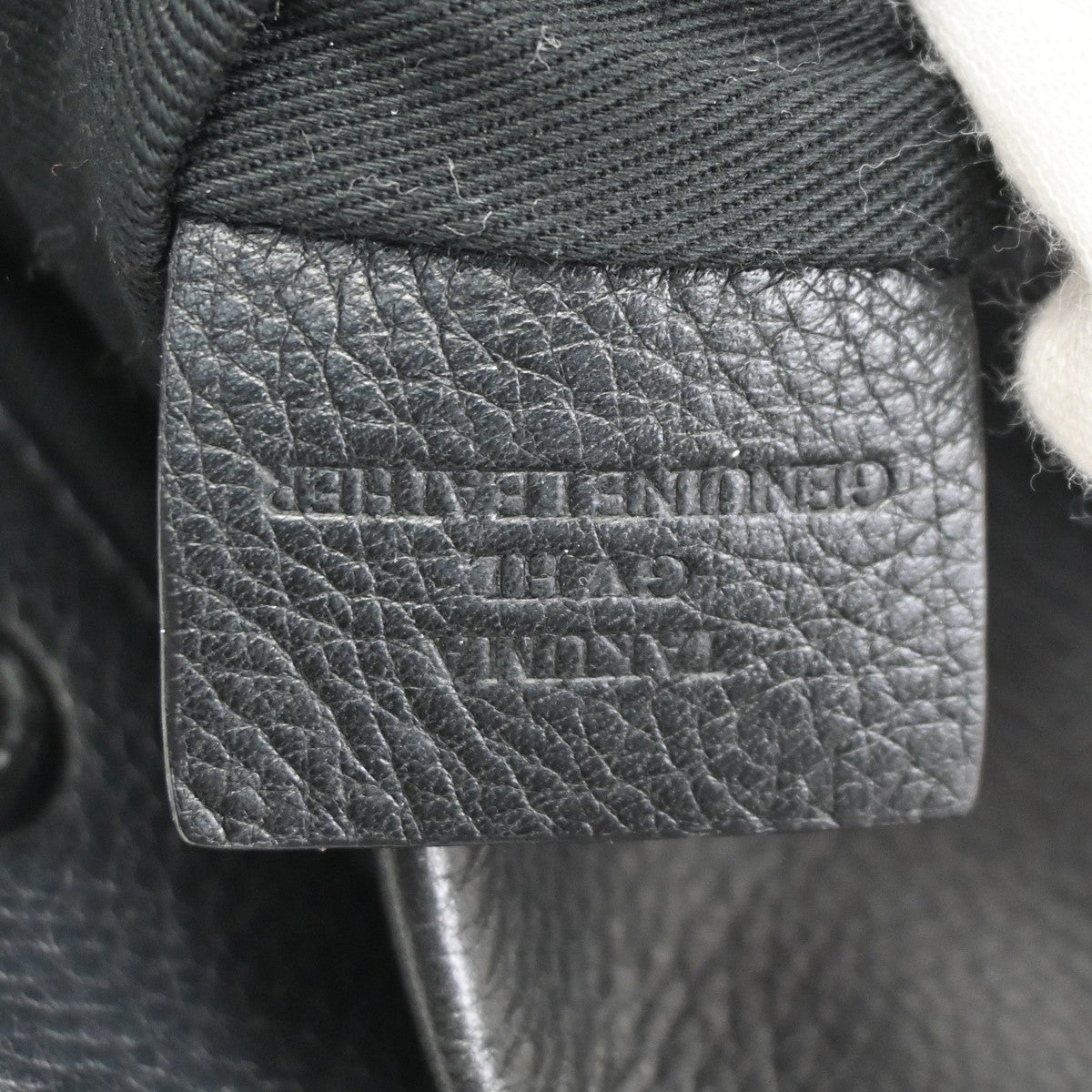 Bally Vintage Shoulder Bag Leather