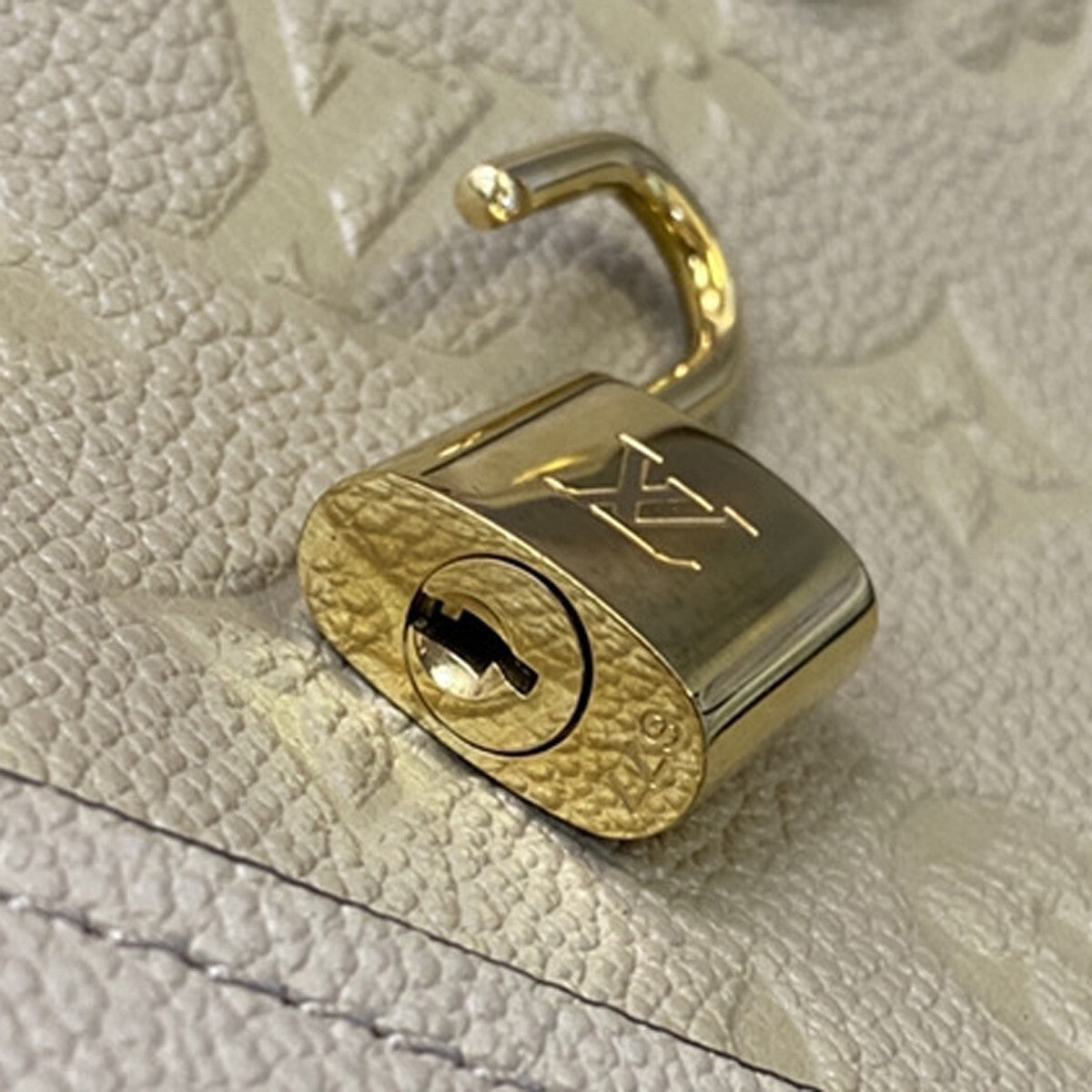 Louis Vuitton Neo Alma Handbag Monogram Empreinte Leather