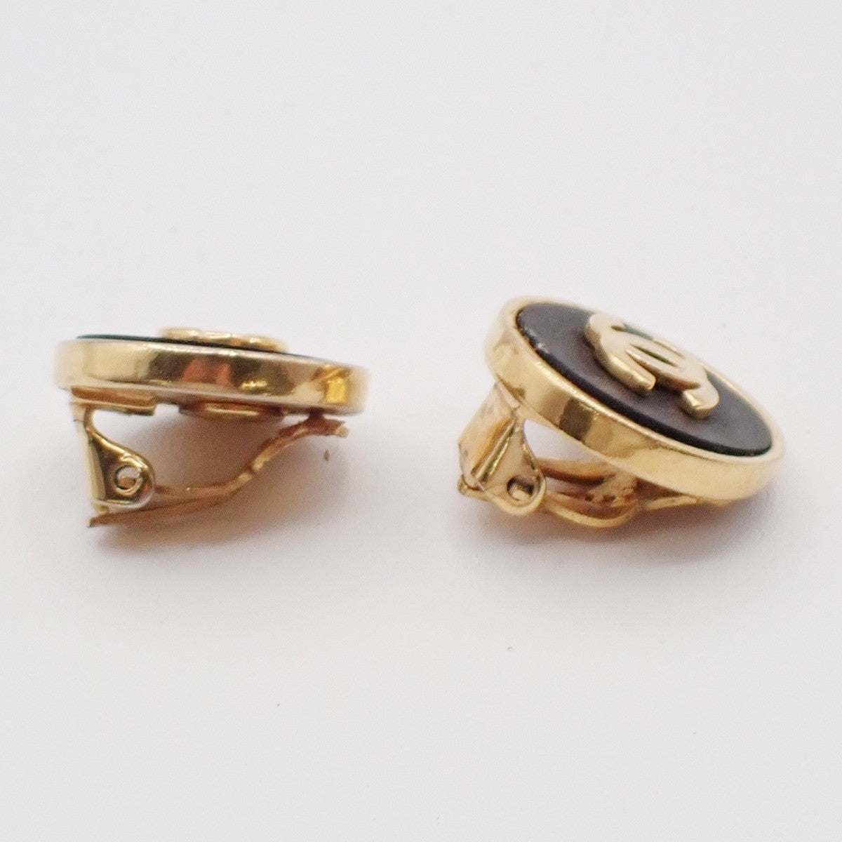 Chanel Vintage CC Round Button Clip-On Earrings Metal