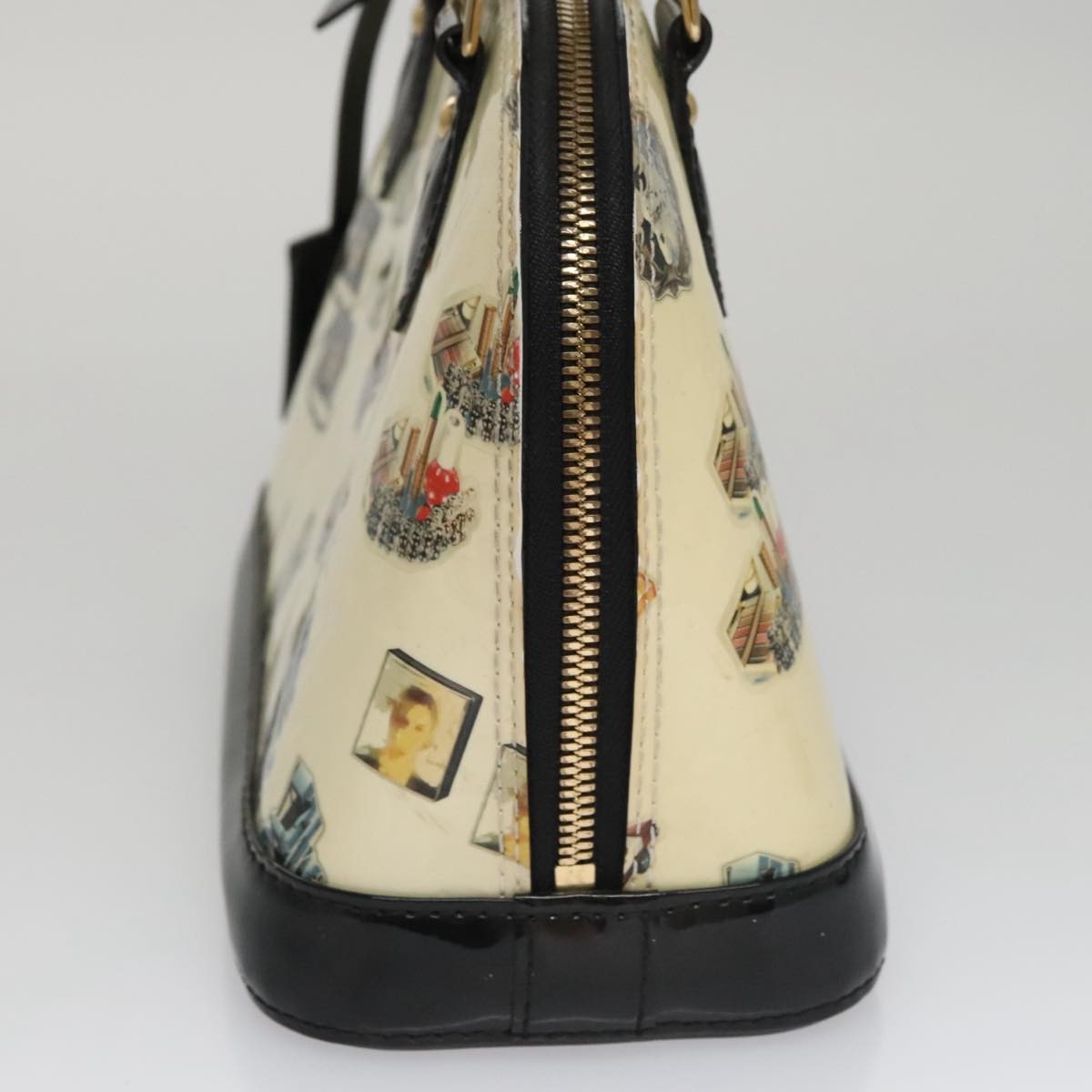 Louis Vuitton Alma Handbag Monogram Vernis