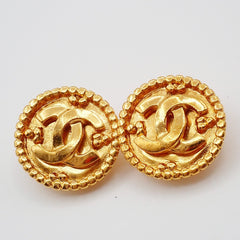 Chanel Vintage Round CC Clip-On Earrings Metal