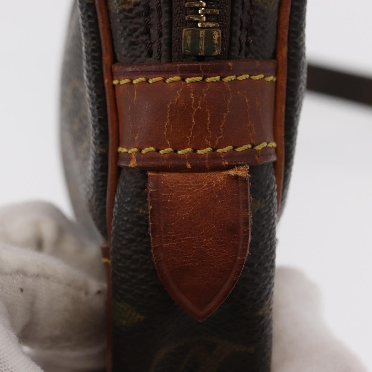 Louis Vuitton Marly Dragonne Clutch Monogram Canvas