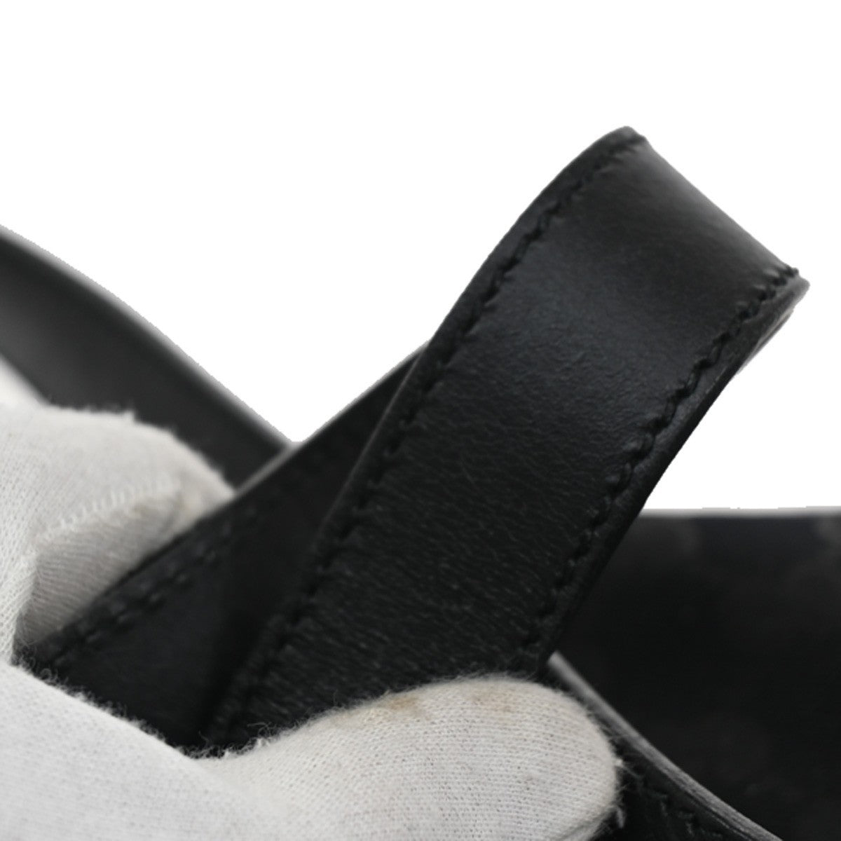 Gucci Original Messenger GG Canvas