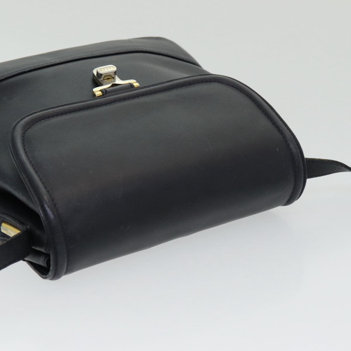 Bally Vintage Shoulder Bag Leather