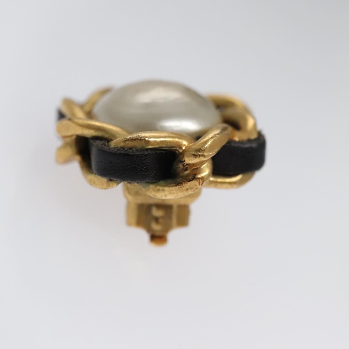 Chanel Vintage CC Clip-On Earrings Metal