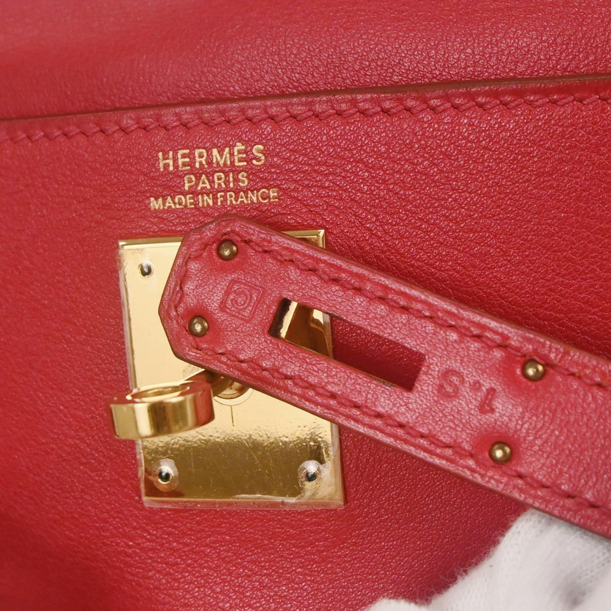 Hermes Kelly Handbag Red Gulliver with Gold Hardware