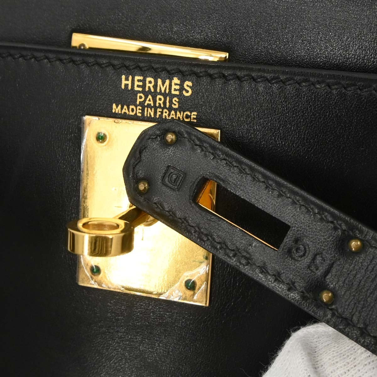 Hermes Kelly Handbag Black Box Calf with Gold Hardware