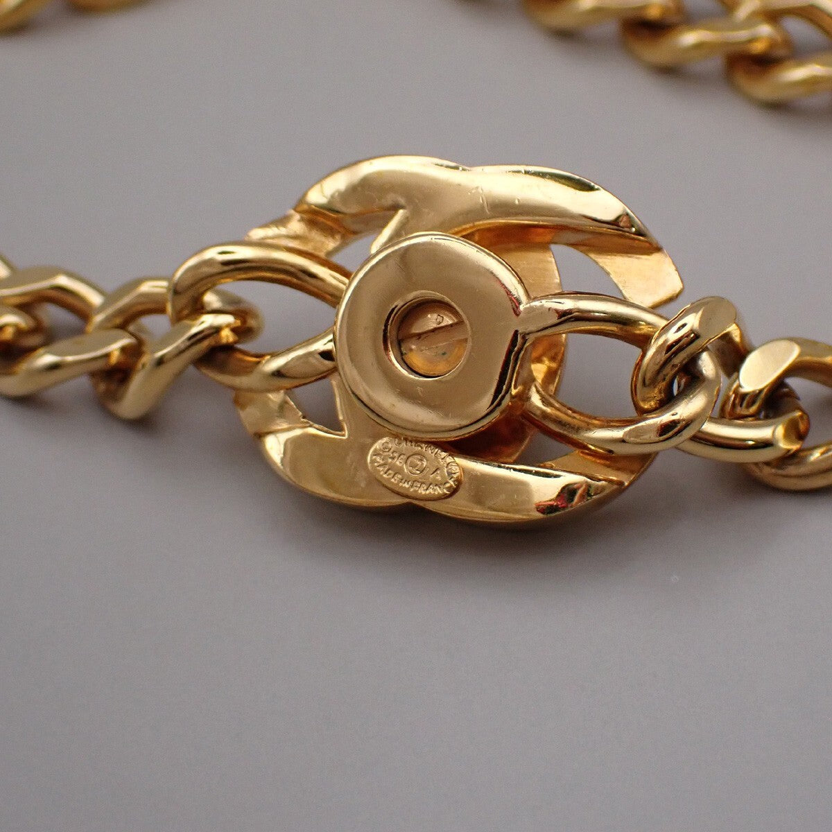Chanel Vintage Turnlock Reissue Chain Necklace Metal