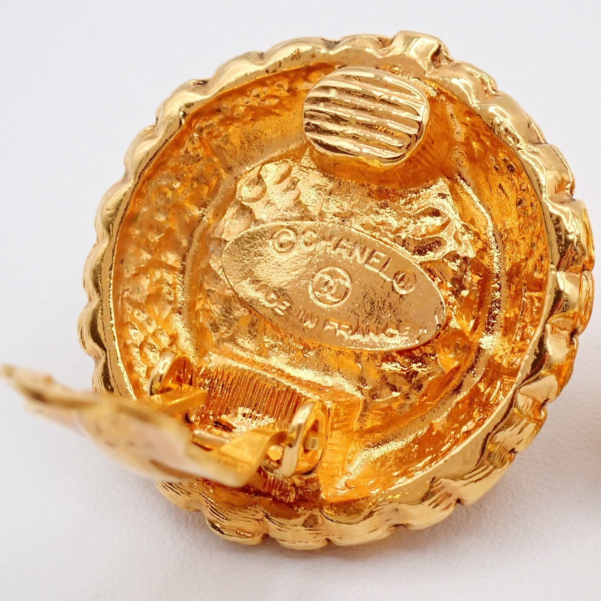 Chanel Vintage Round Clip-On Earrings Metal with Faux Pearl