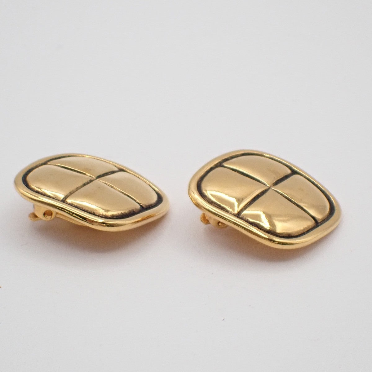 Chanel CC Rhombus Clip-On Earrings Metal