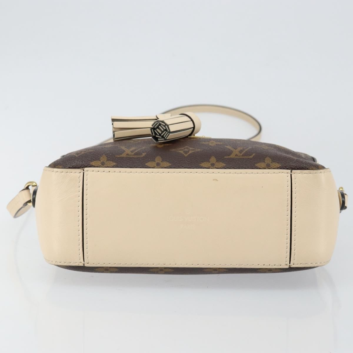 Louis Vuitton Saintonge Handbag Monogram Canvas with Leather