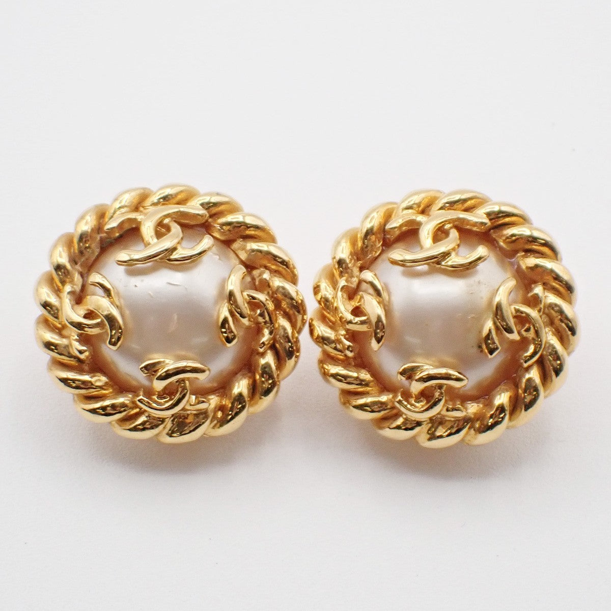 Chanel Vintage Round Clip-On Earrings Metal with Faux Pearl