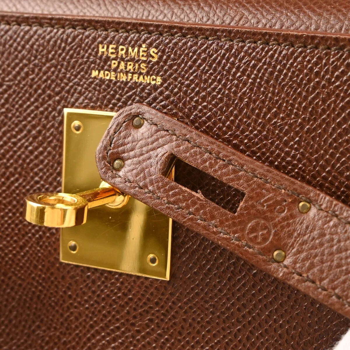 Hermes Kelly Handbag Brown Courchevel with Gold Hardware