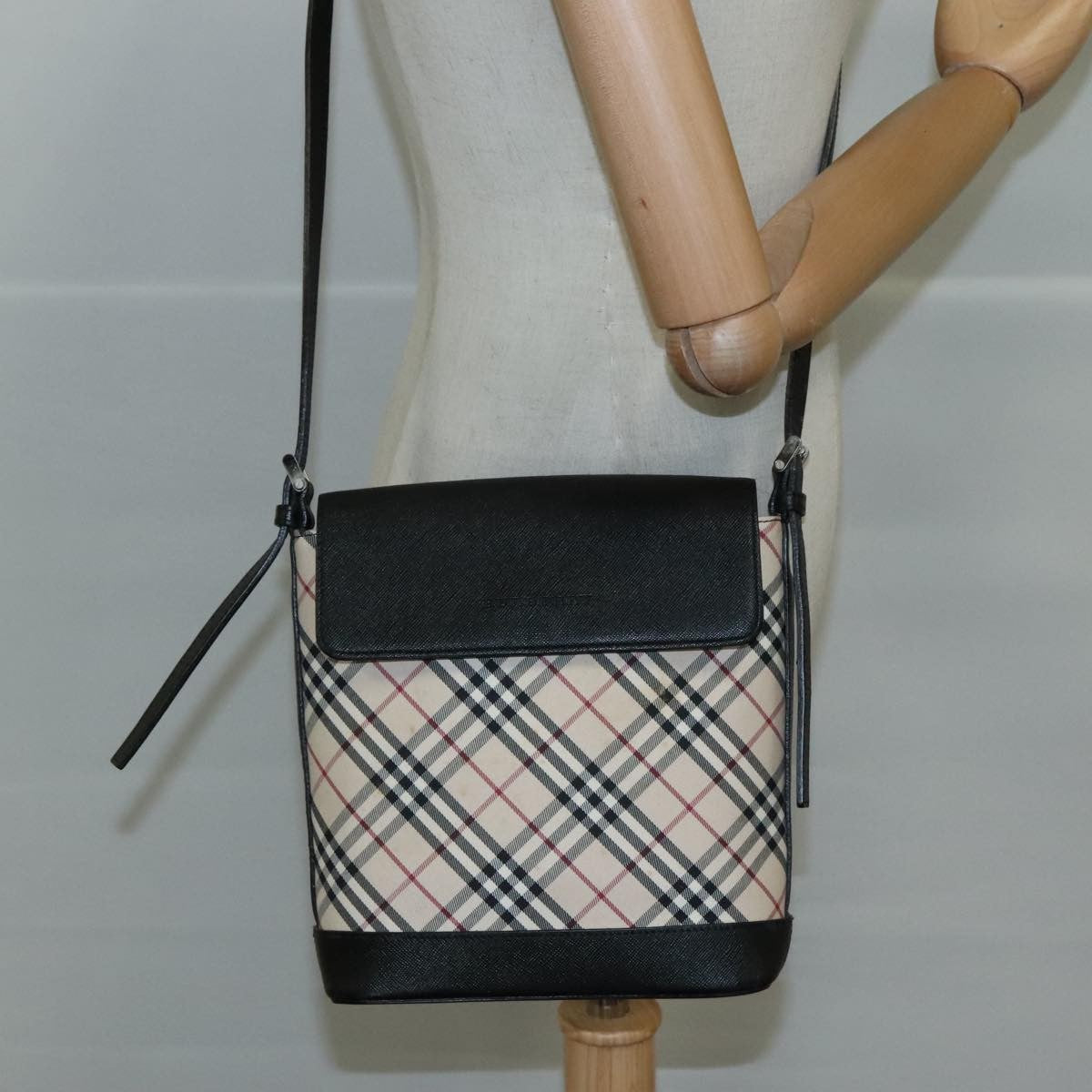 Burberry Nova check Shoulder bag Canvas
