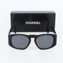 Chanel Logo CC Sunglasses Plastic