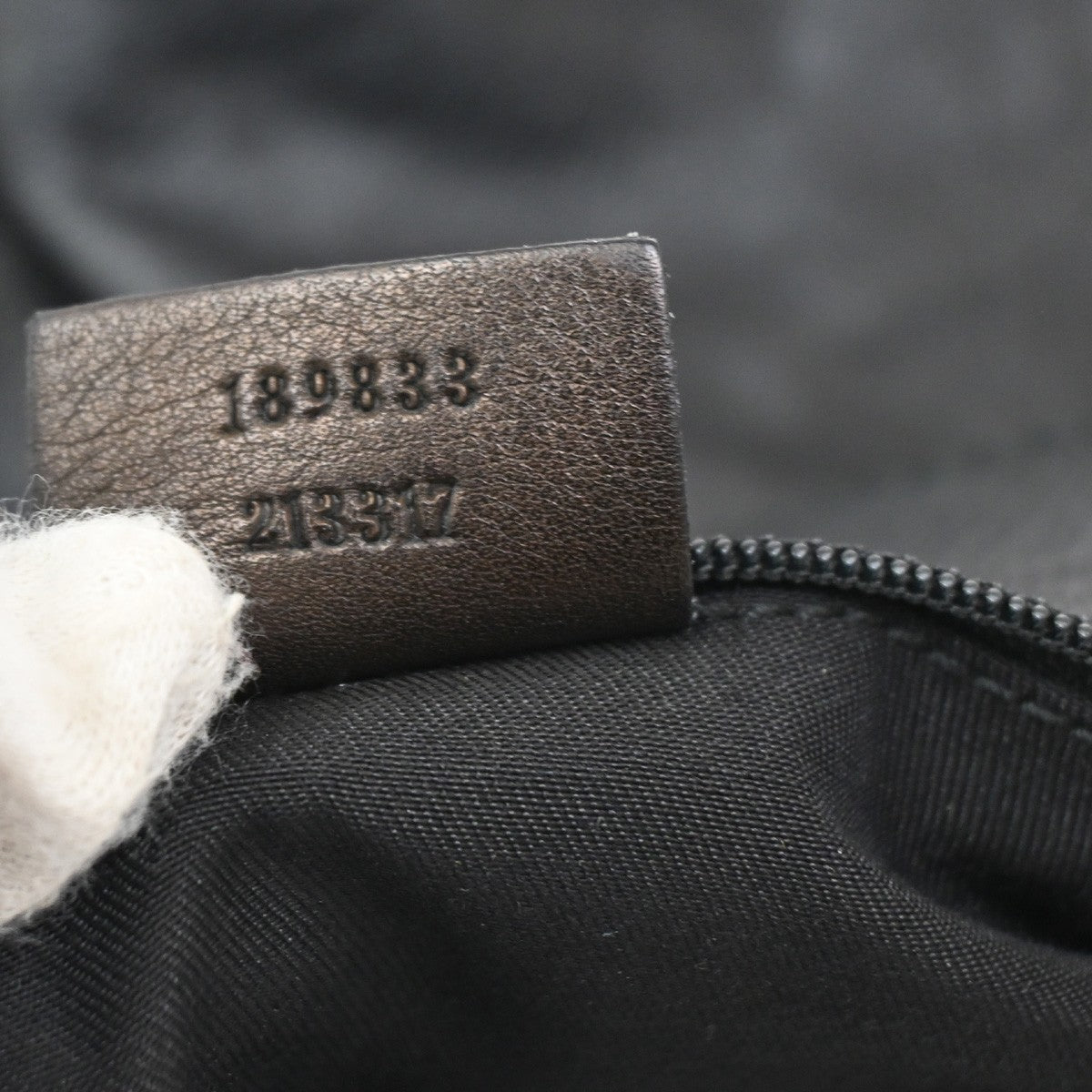 Gucci D Ring Hobo Leather