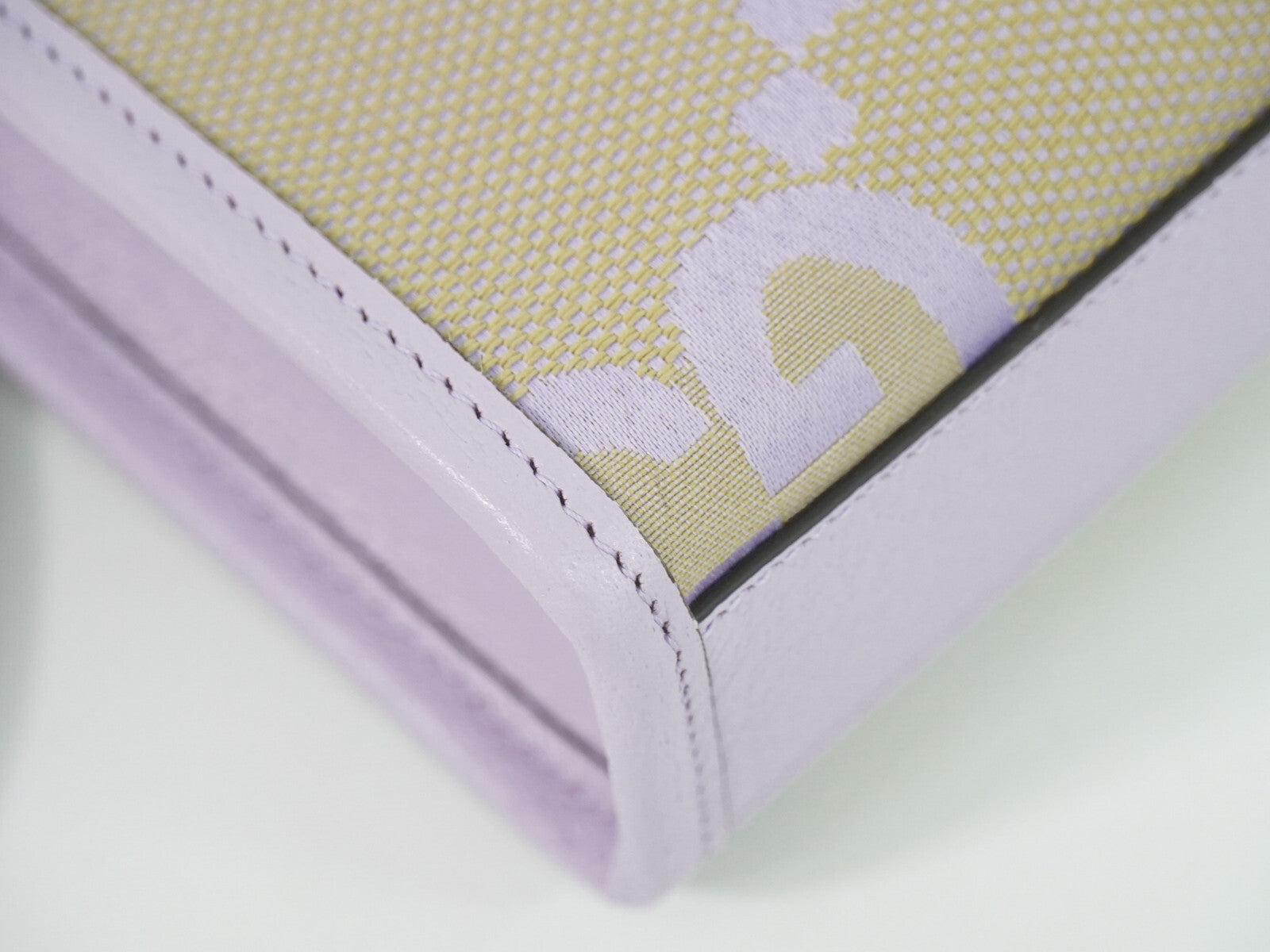 Gucci Vertical Tote Jumbo GG Canvas