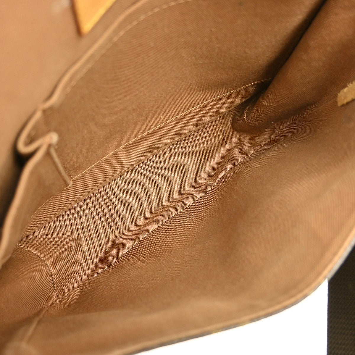 Louis Vuitton Bosphore Messenger Bag Monogram Canvas