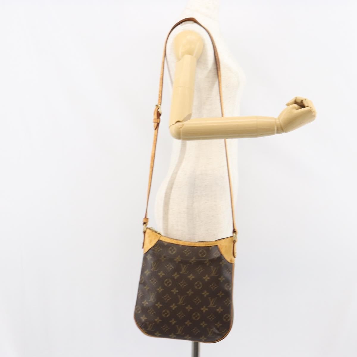 Louis Vuitton Odeon Handbag Monogram Canvas