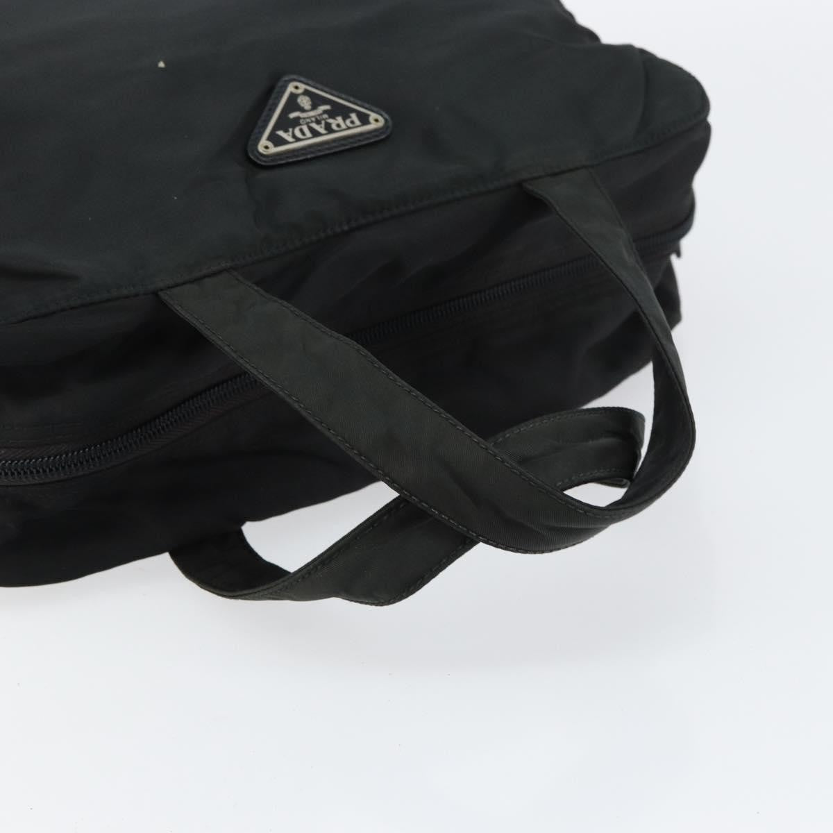 Prada Vintage Zip Handbag Tessuto