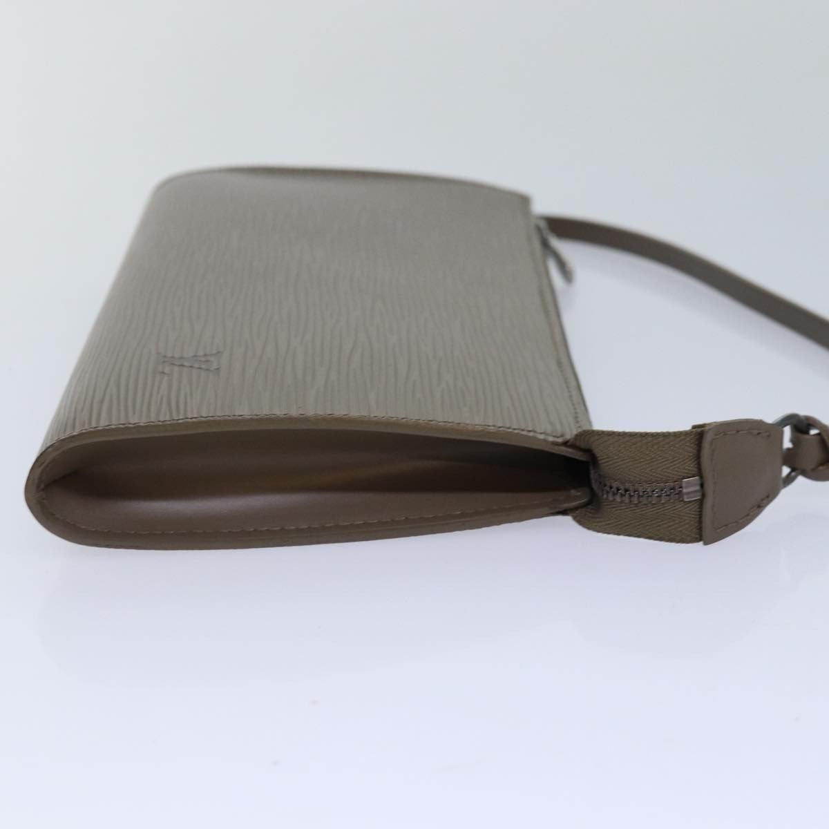 Louis Vuitton Pochette Accessoires Epi Leather