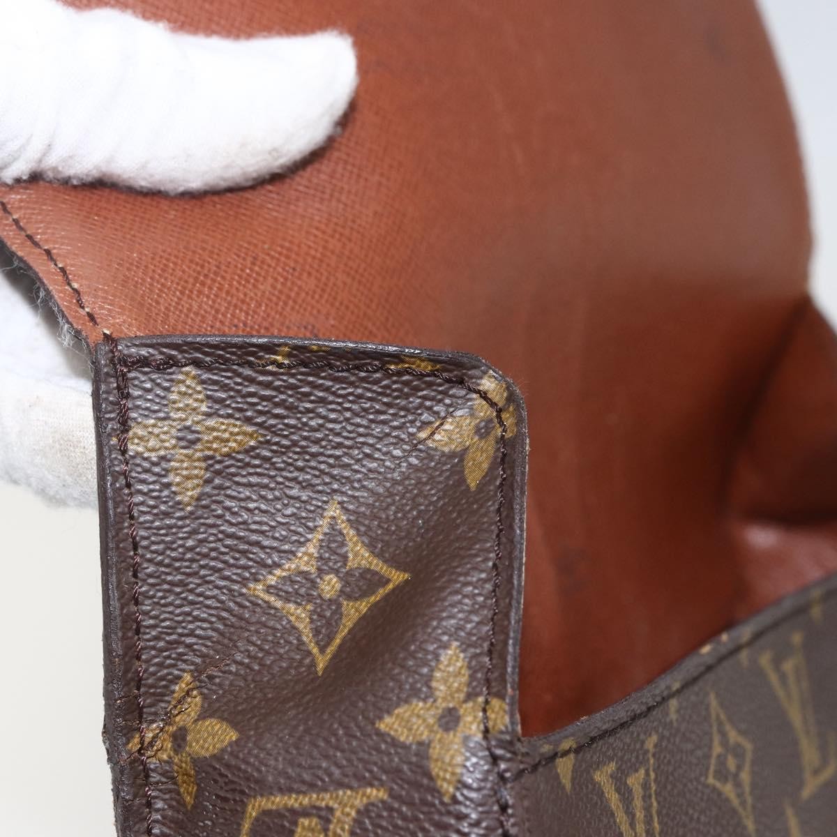 Louis Vuitton Saint Cloud Handbag Monogram Canvas