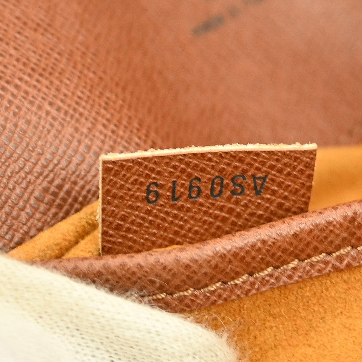 Louis Vuitton Musette Salsa Handbag Monogram Canvas