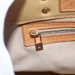 Louis Vuitton Reade Handbag Monogram Vernis