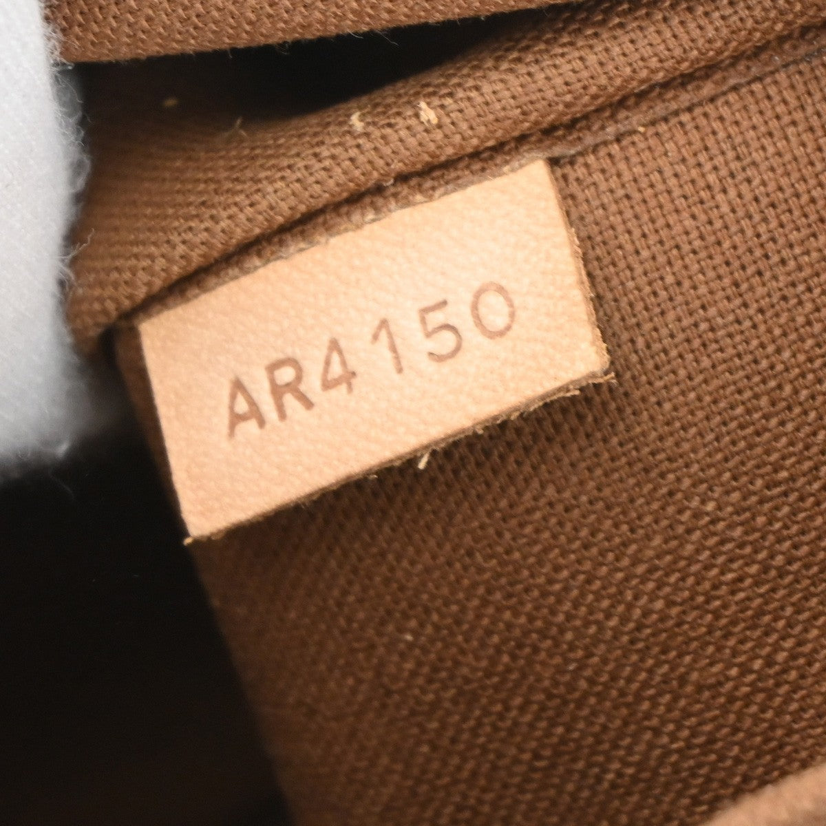 Louis Vuitton Tivoli Handbag Monogram Canvas