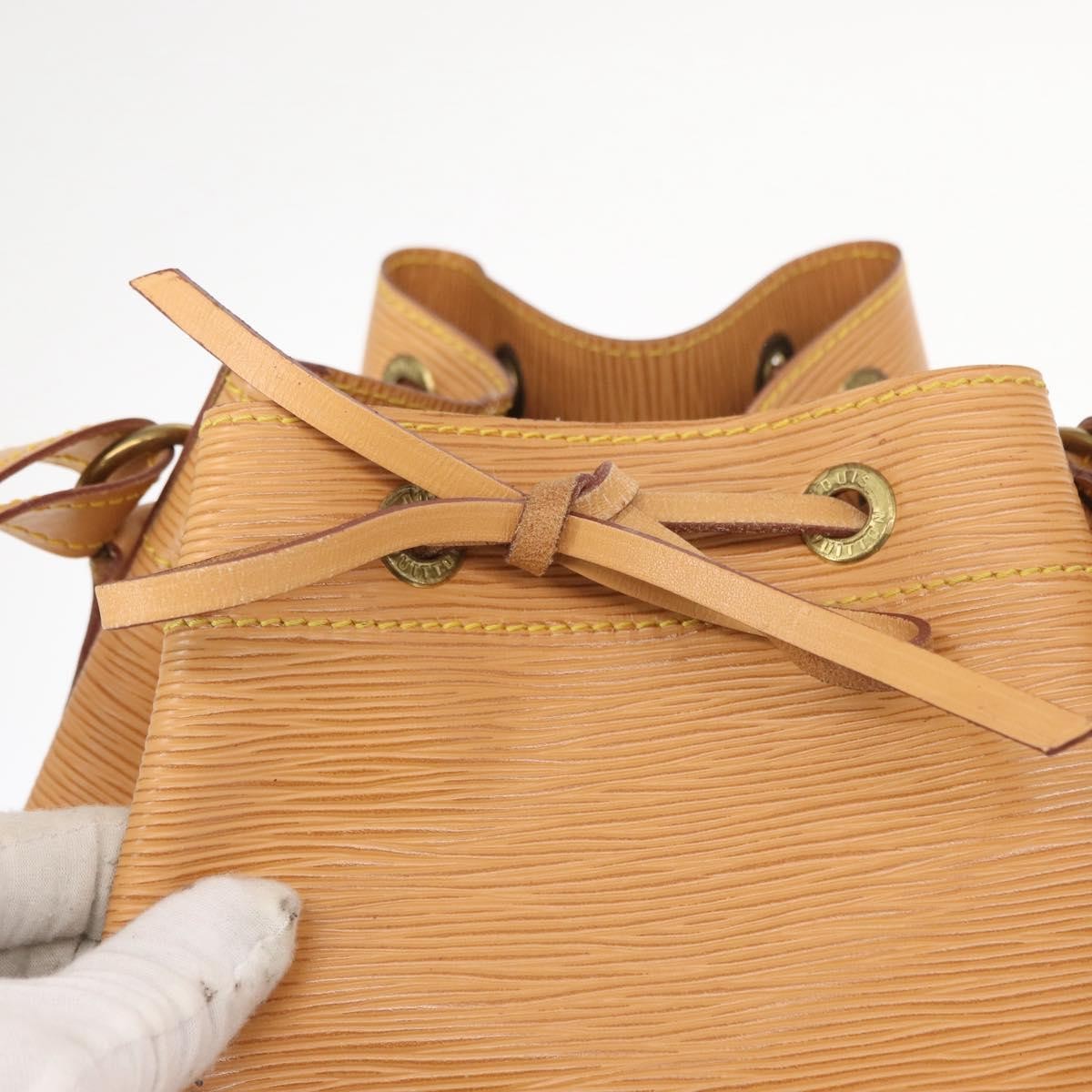 Louis Vuitton Noe Handbag Epi leather