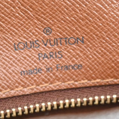 Louis Vuitton Nil Messenger Bag Monogram Canvas