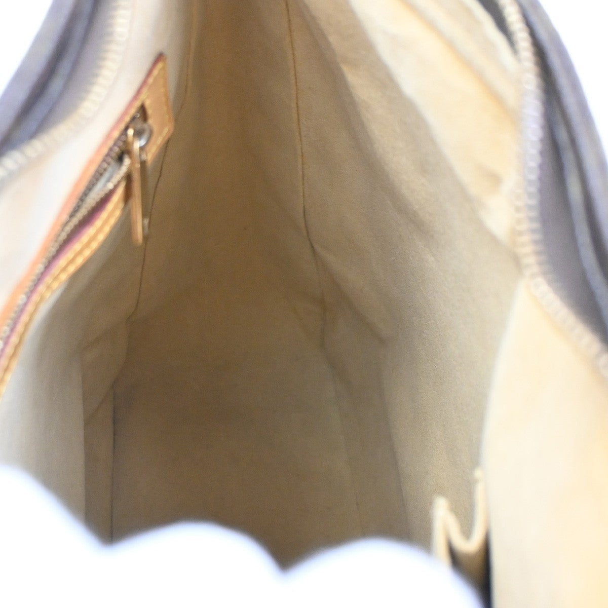 Louis Vuitton Looping Handbag Monogram Canvas