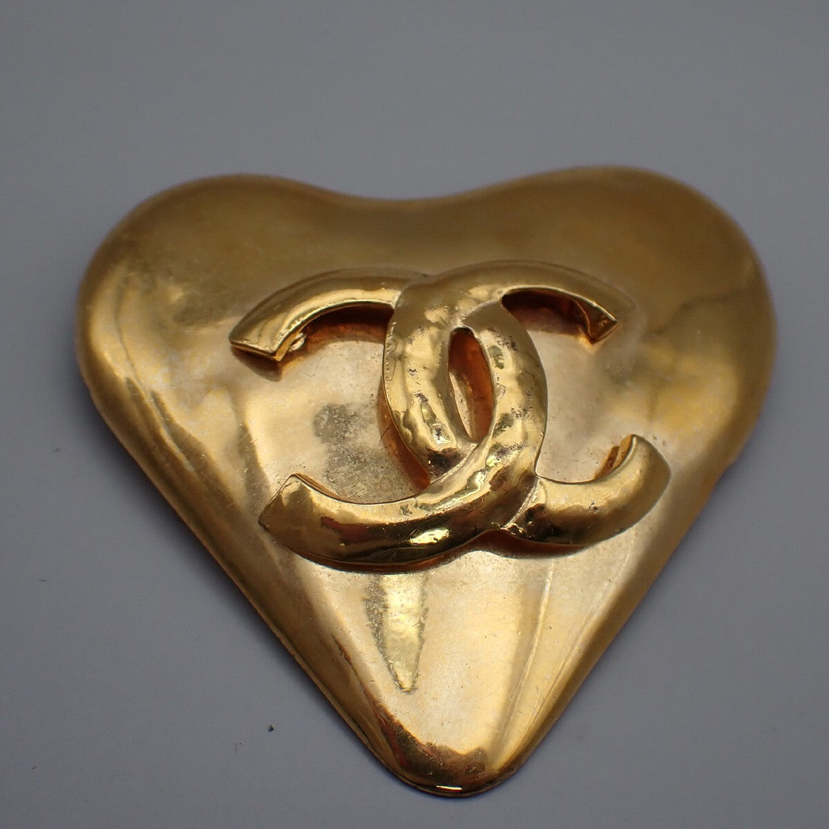 Chanel Vintage CC Heart Brooch Metal